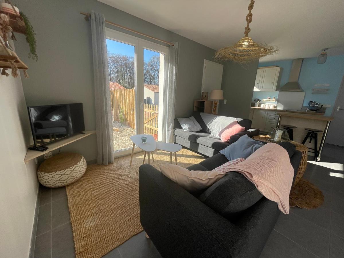 Maison Au Calme Pres Des Plages Poiroux Kültér fotó