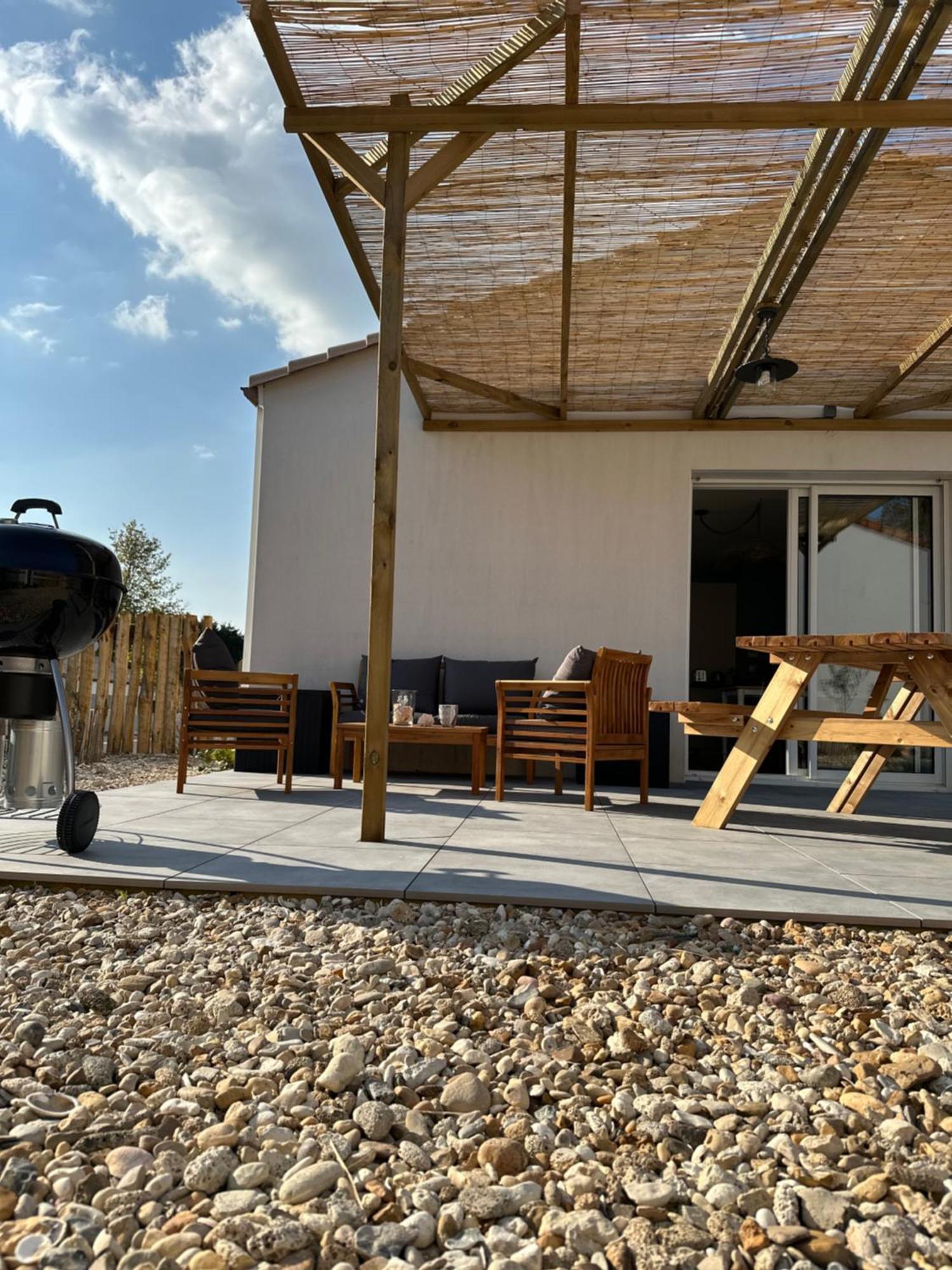 Maison Au Calme Pres Des Plages Poiroux Kültér fotó
